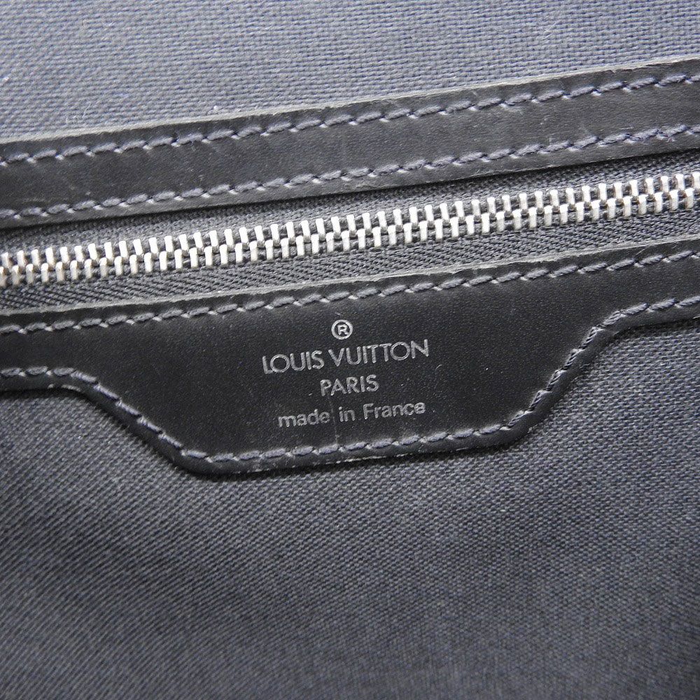 LOUIS