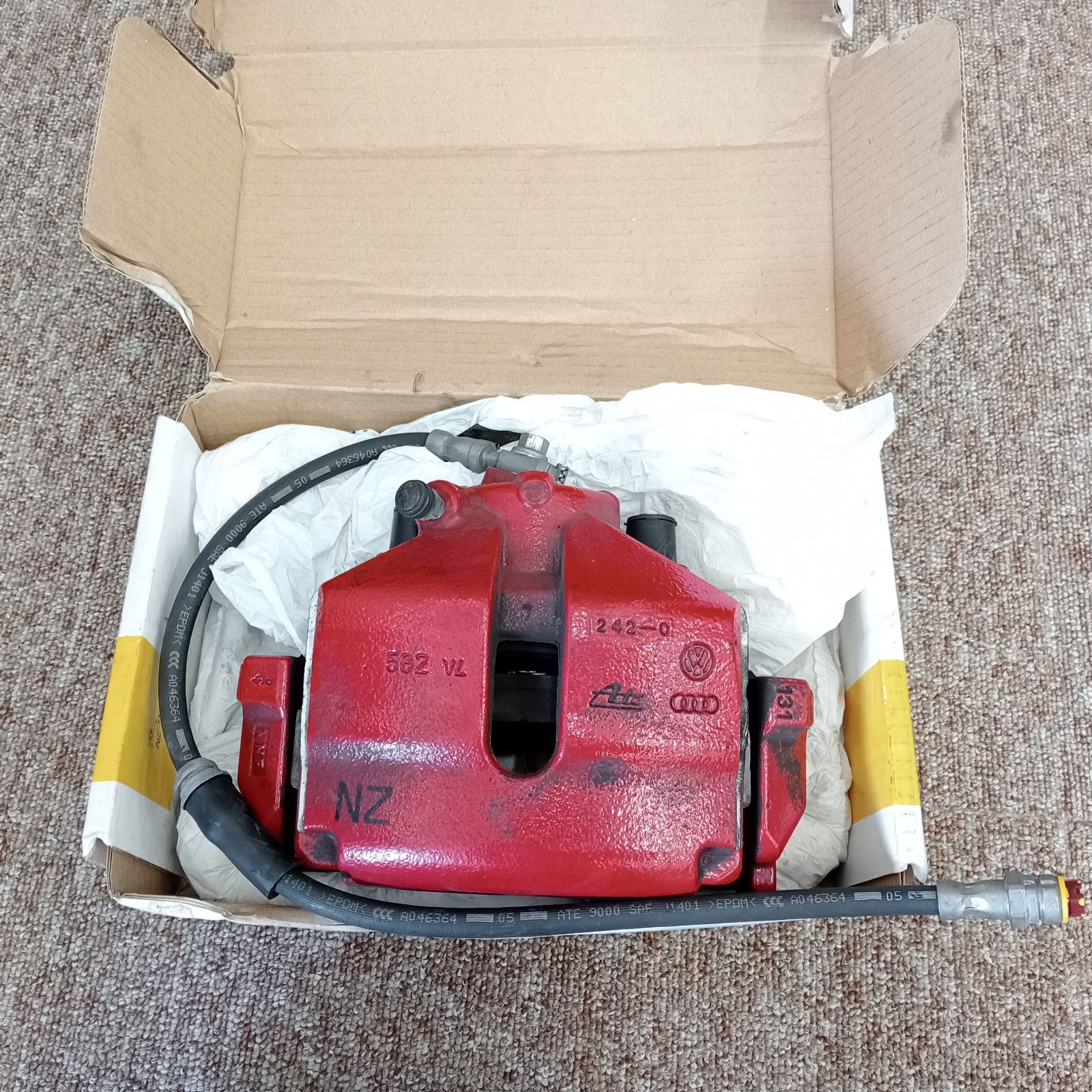 VW フォルクスワーゲン ゴルフ5 GTi 純正 フロント キャリパー 左右