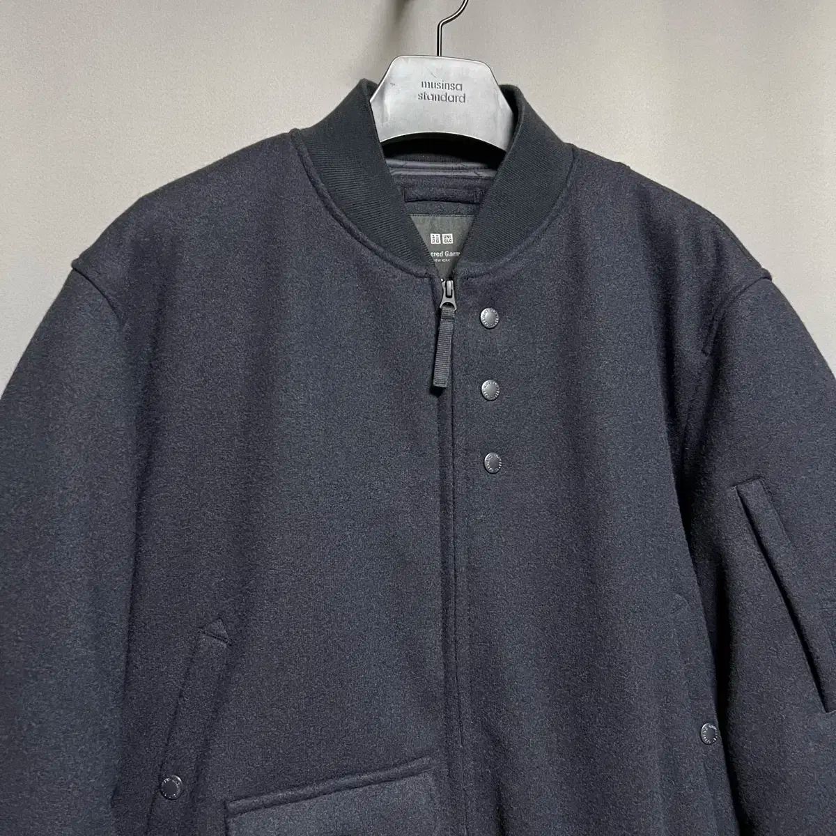 ユニクロ エンジニアドガーメンツ パフテックショートブルゾン