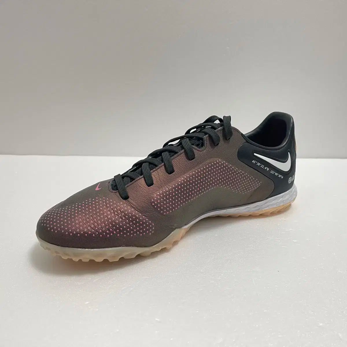 NIKE(ナイキ) ティエンポ レジェンド 9 プロ TF 275 (新品) 楽天市場