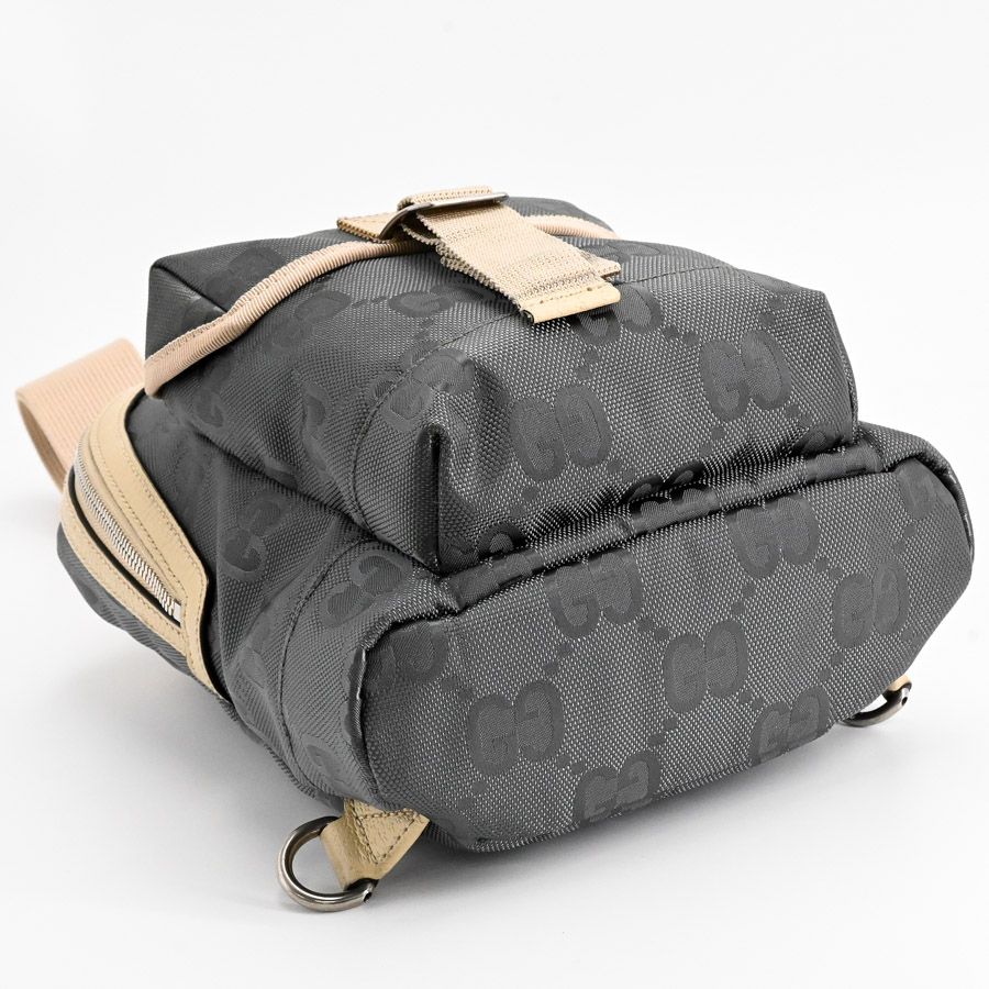 美品 現行モデル✨GUCCI グッチ オフザグリッド GG ボディバッグ GUCCI - 新品 グッチ GUCCI ウエストバッグ・ボディバッグ