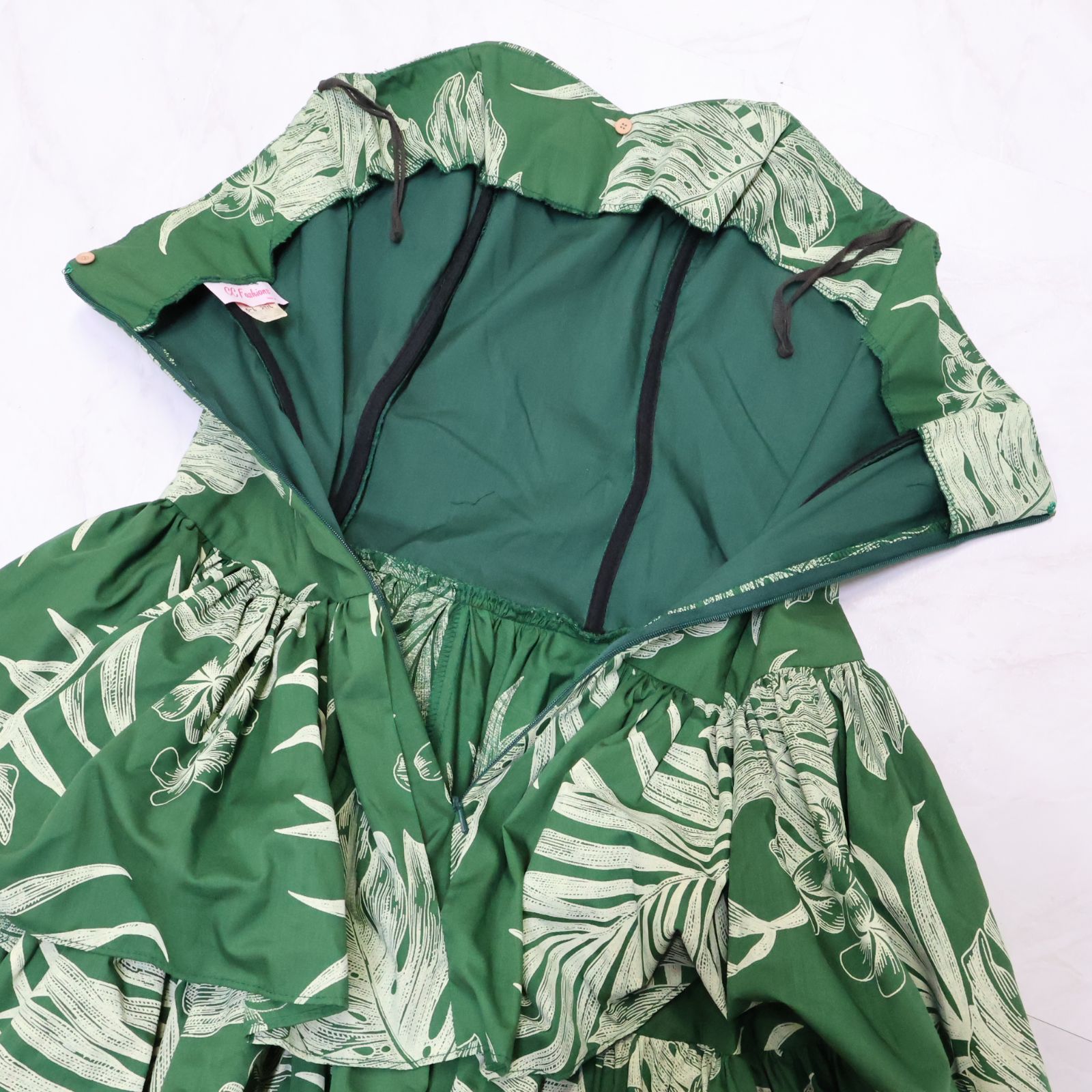 【美品 ハワイ製フラダンス用衣装】グリーン CC Fashions ワンピース ハワイ製 フラダンス衣装】グリーン CC Fashions ワンピース