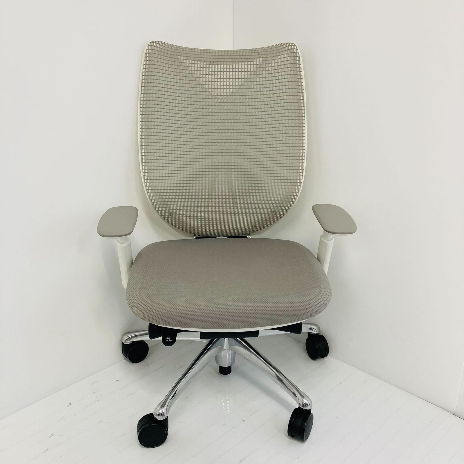 Sabrina サブリナ