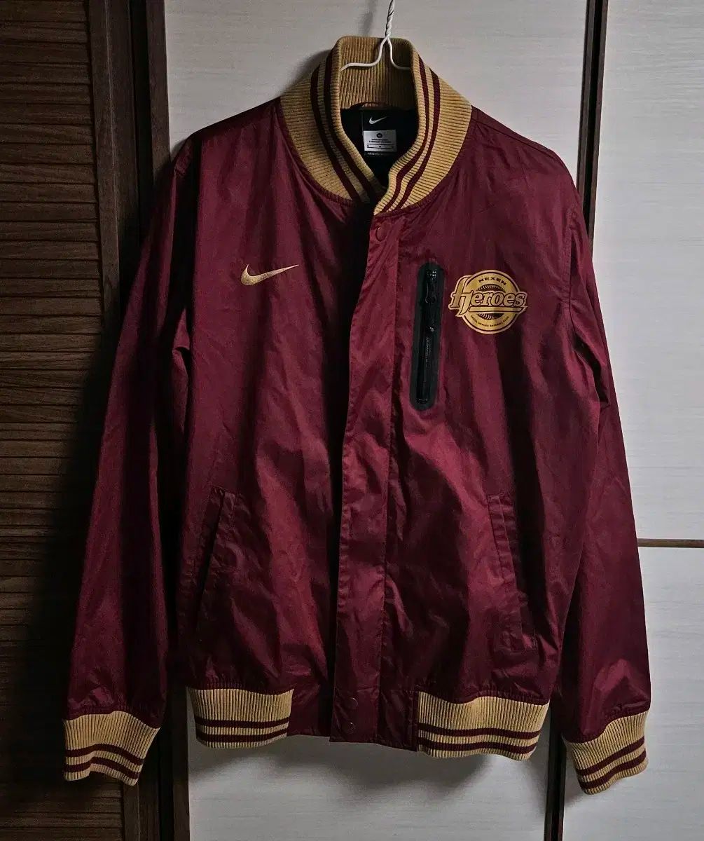 NIKE ナイキ ネクセン ヒーローズ アウター M