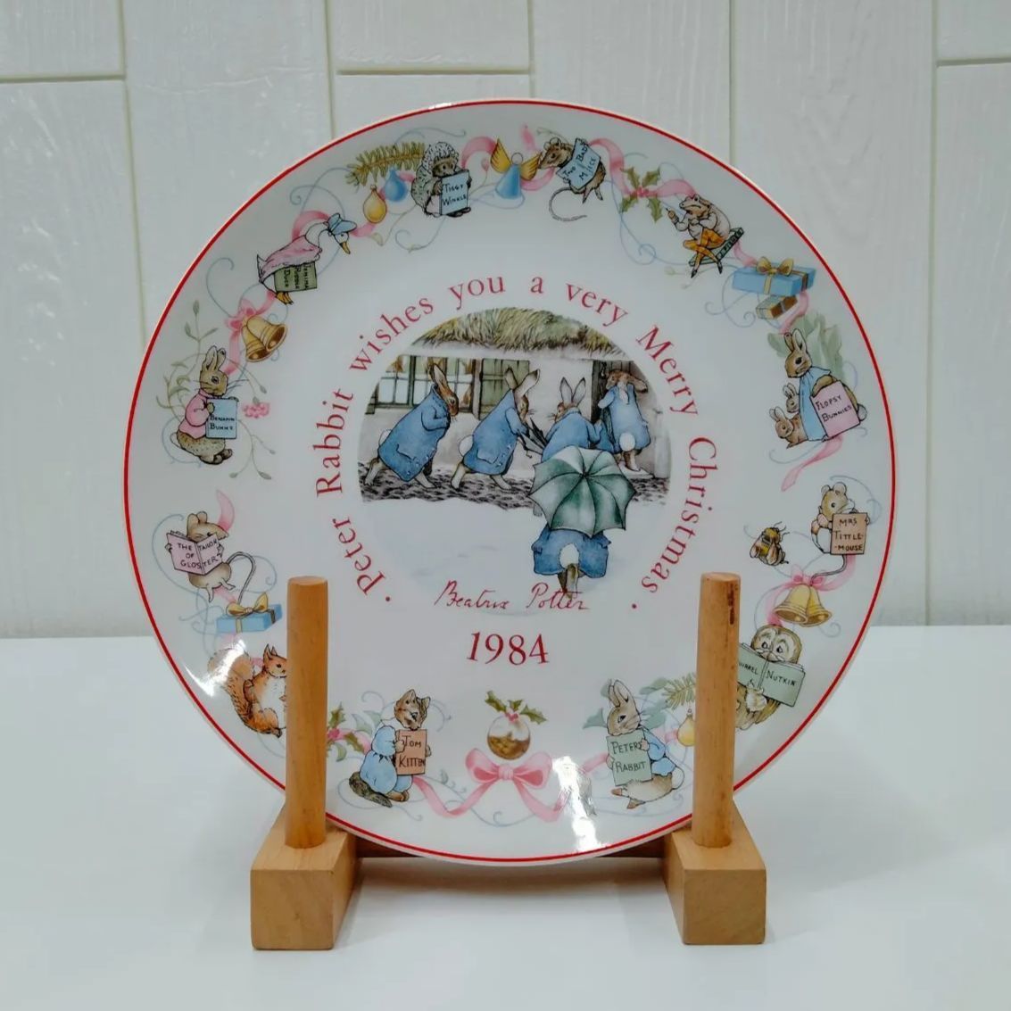 未使用美品 希少セット】1983年〜1987年 ウェッジウッド WEDGWOOD ピーターラビット クリスマス プレート 5枚（SNA） - メルカリ