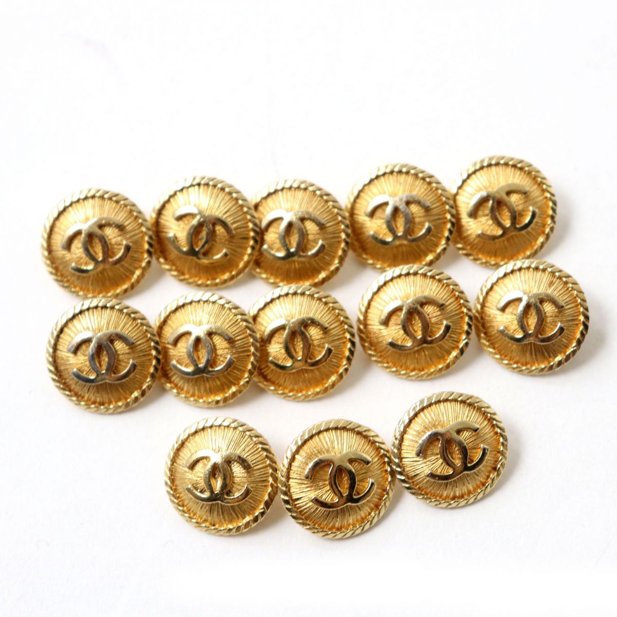 CHANEL ヴィンテージボタン　ゴールド CHANEL シャネル ボタン ヴィンテージボタン ゴールド ココ