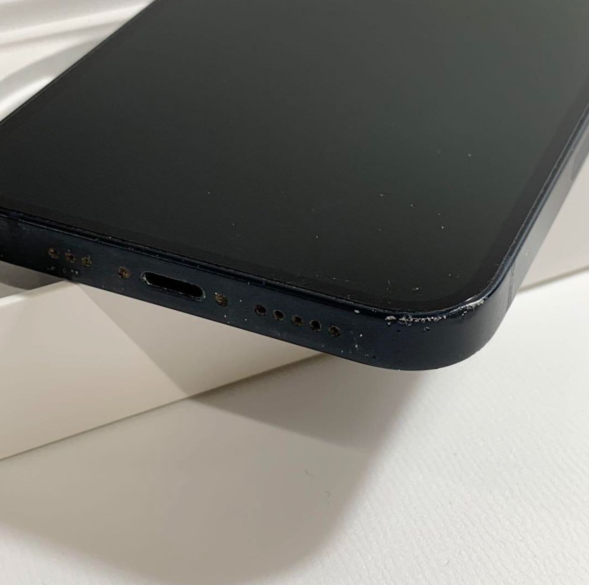 【バッテリー84% 】iPhone 14｜256gb｜国内モデルSIMフリー版 バッテリー84% 】iPhone 14｜256gb｜SIMフリー版 iphone14 充電