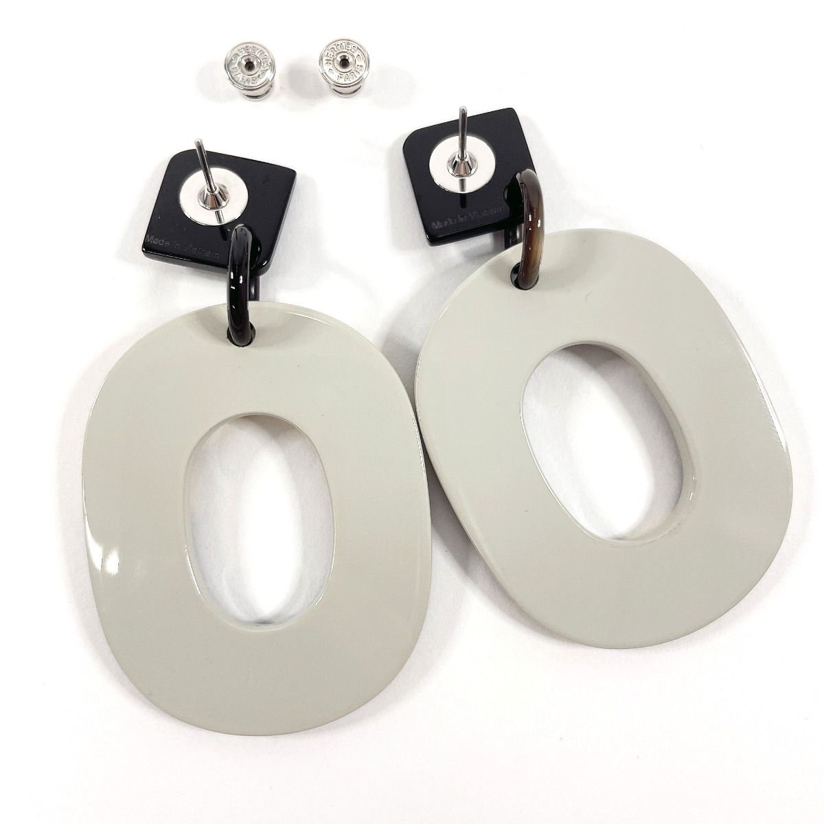 HERMES ピアス イスム・ポップ/チェック エルメス ピアス イスム ポップ チェック マルチカラー - メルカリ