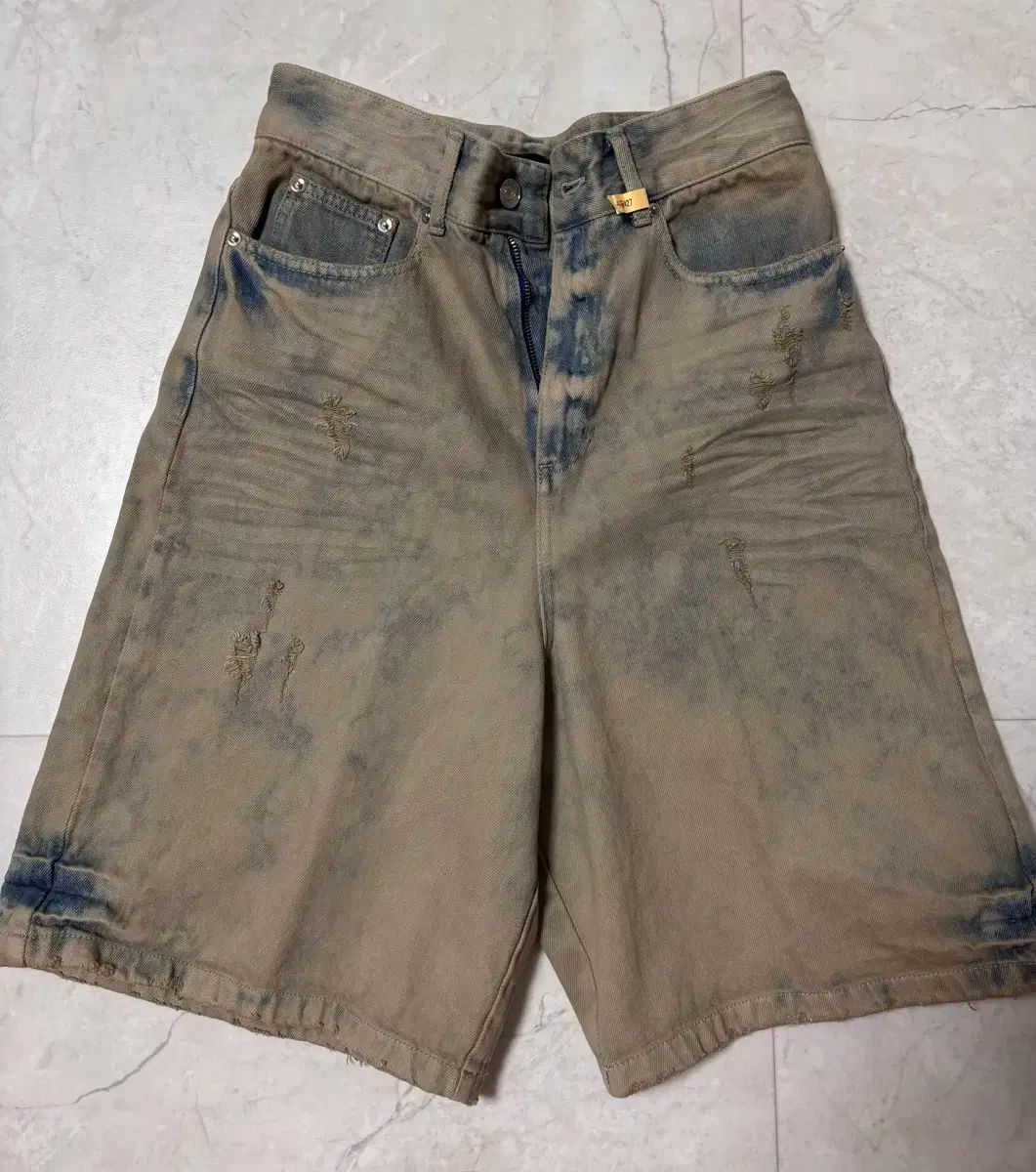 ショートパンツ