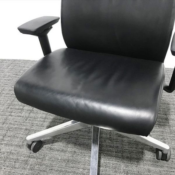 オフィスチェア
