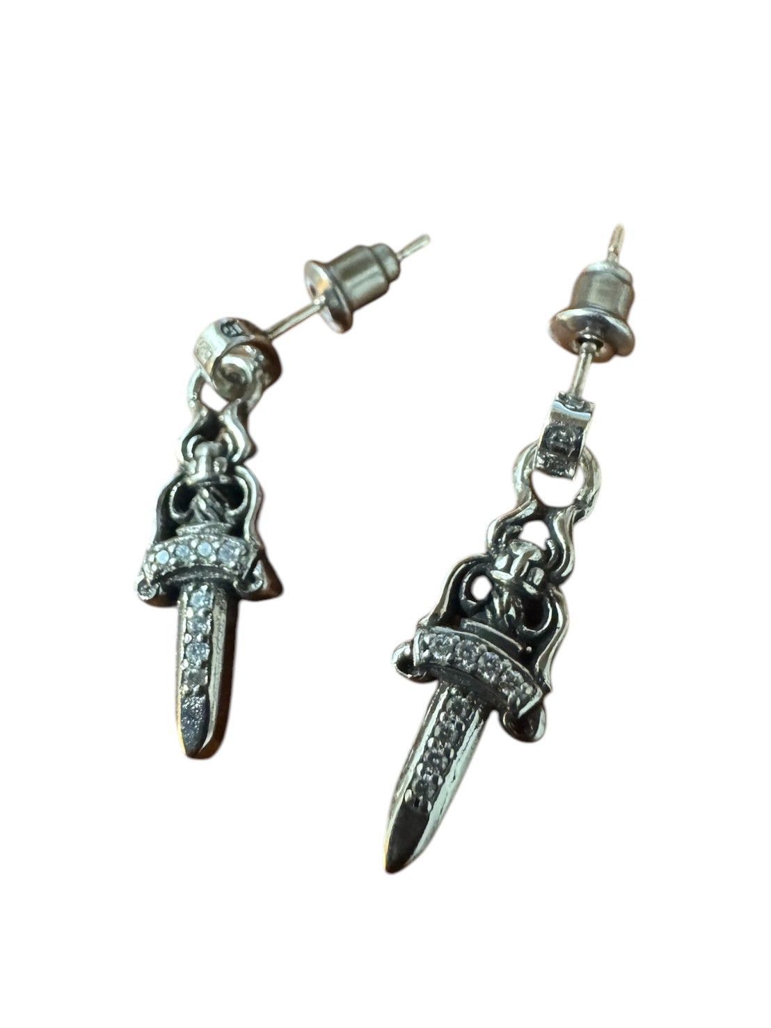 お歳暮・冬ギフト 特集2024 通販  ピアス ダガー ジルコニア アクセサリー クロス 豪華 キラキラ アクセサリー