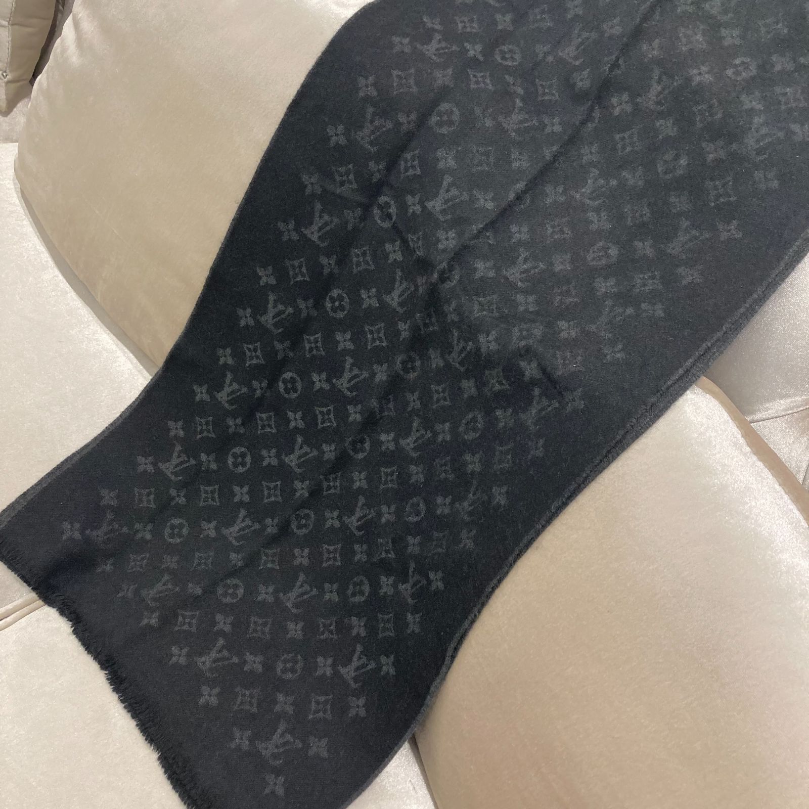 未使用品】LOUIS VUITTON ルイヴィトン モノグラム ストール マフラー 
