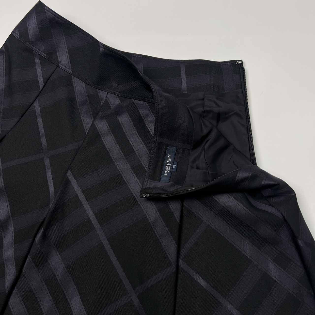 BURBERRY LONDON バーバリー ロンドン 斜め チェック柄 フレア