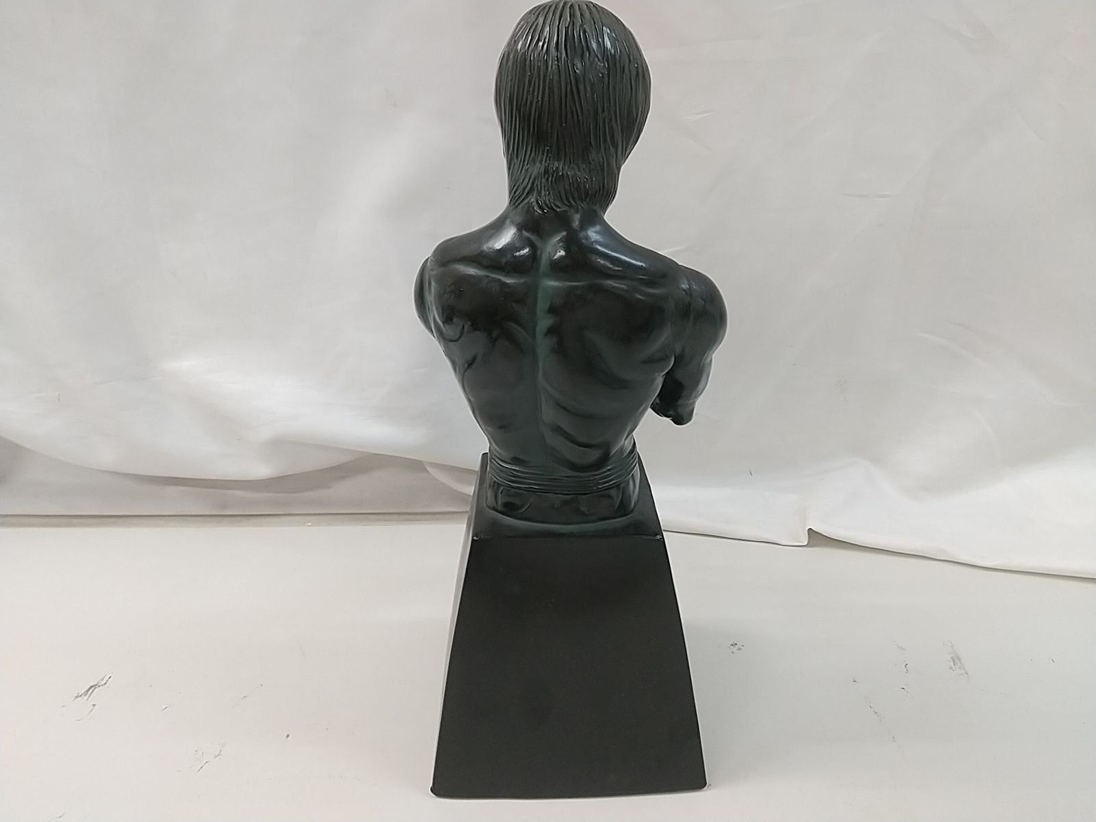 【激レア】BRUCE LEE ブルース・リーの胸像　ブロンズ肖像　約28cm 激レア】BRUCE LEE ブルース・リーの胸像 ブロンズ肖像 約28cm