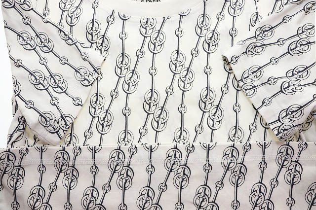 エルメス HERMES 22SS 総柄 カットソー サイズ34 2E4600DG Tシャツ 半袖 クリティケス ホワイト 【ブランド古着ベクトル】☆AA★●250721 エルメス HERMES 22SS 総柄 カットソー サイズ34 2E4600DG T