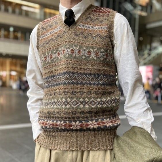 ✨美品✨ BEAMS PLUS フェアアイル柄 総柄 ベスト ウール ✨美品✨ BEAMS PLUS フェアアイル柄 総柄 ベスト ウール BEAMS