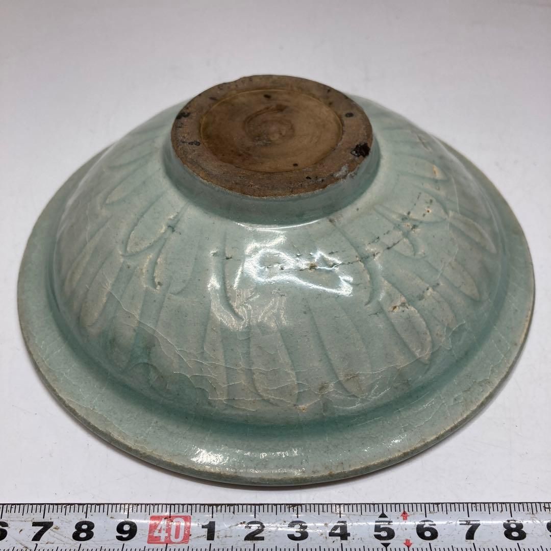 中国宋時代　青白磁皿　木箱付　直径16.2㎝　東Y5-1115①トヒコ 中国宋時代 青白磁皿 木箱付 直径16.2㎝ 東Y5-1115①トヒコ - メルカリ