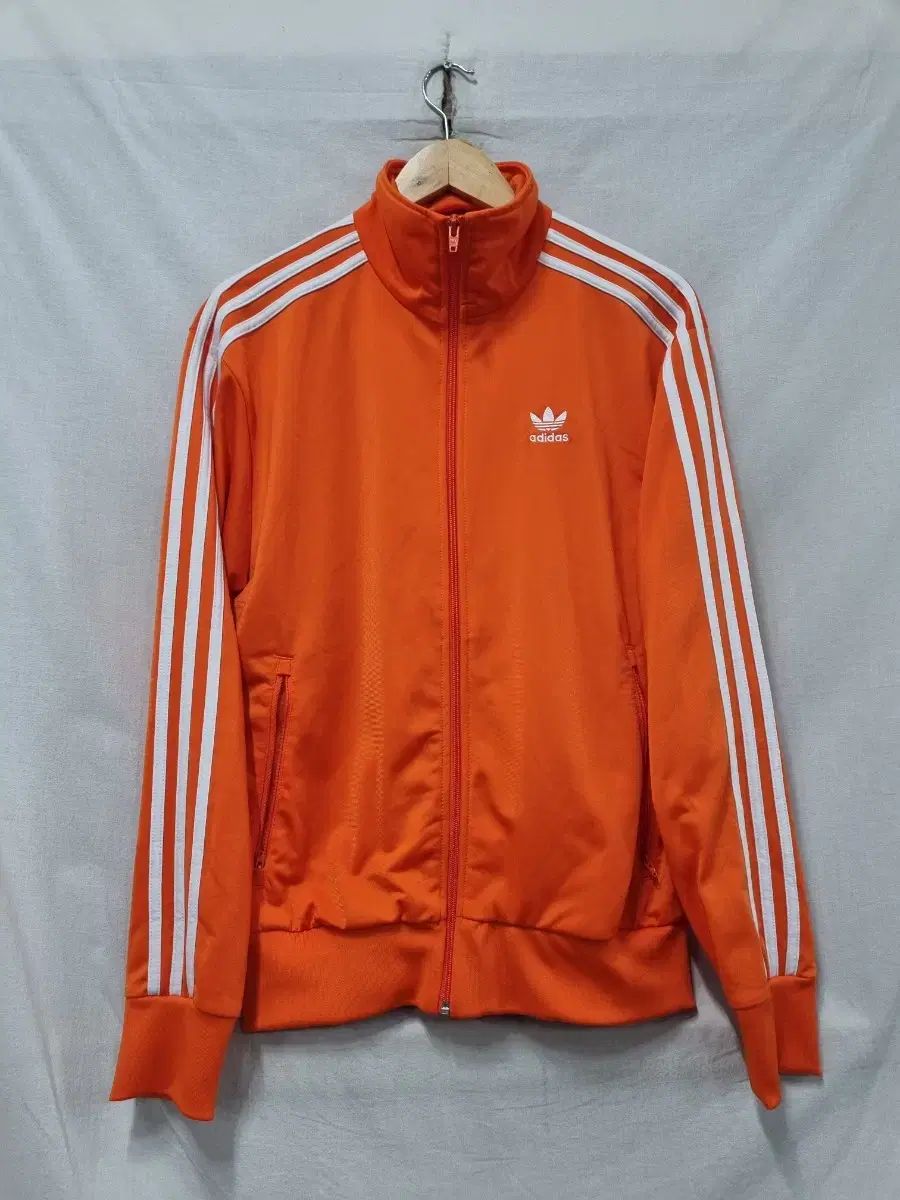 【雷市場（ポンジャン）商品韓国直送】 adidas(アディダス) ヨーロッパ ジャージ セットアップ トップス L ボトムス S