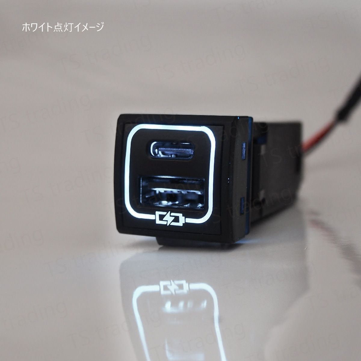 60系 プリウス ZVW60 ZVW65 MXWH60 MXWH61 MXWH65 USBポート USB A 