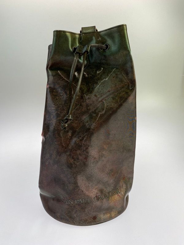 フライターグ　ラップトップスリーブ　バッグ　F410 フライターグの新作ラップトップスリーブ、PC・タブレットを収納できる