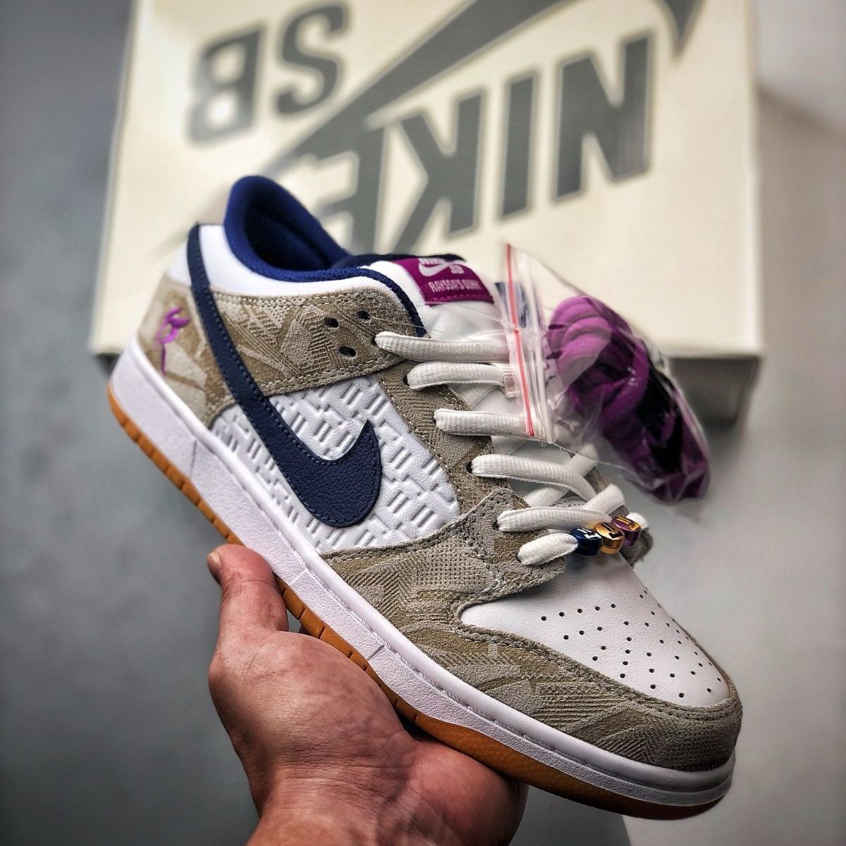 ナイキ スニーカー Rayssa Leal x Nike Dunk SB 