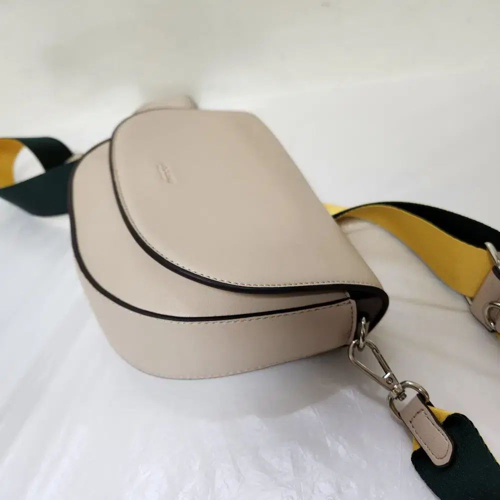 コスメ DIORアイシャドウ ディオールアイシャドウ