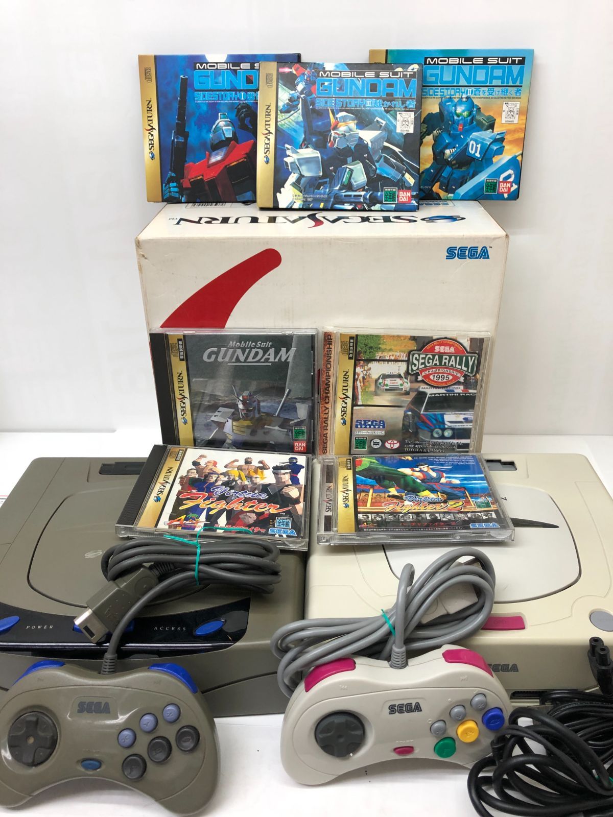 SS セガサターン本体(白と黒の2台)、ソフト7本まとめセット
