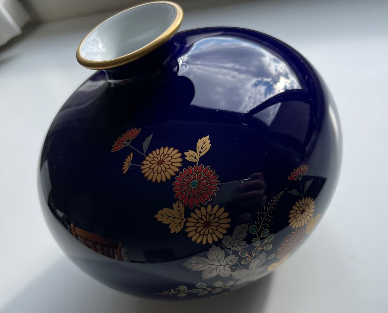 香蘭社 陶器 壺 花瓶 美品 香蘭社 鶴の絵柄 陶器花瓶 壺 青白陶器 花瓶