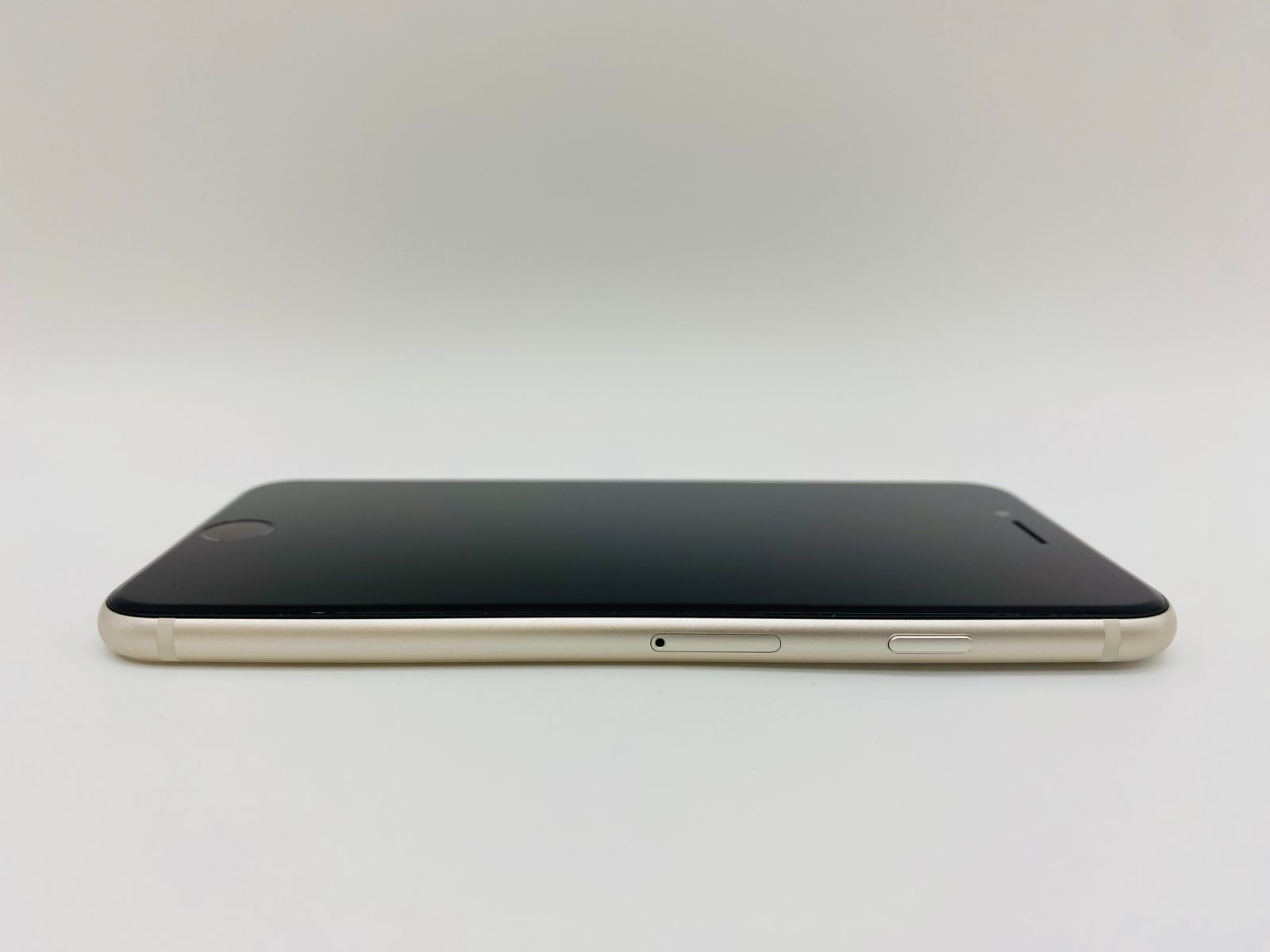 ☆極美品☆iPhone SE 第3世代 256GB スターライト/ストア版