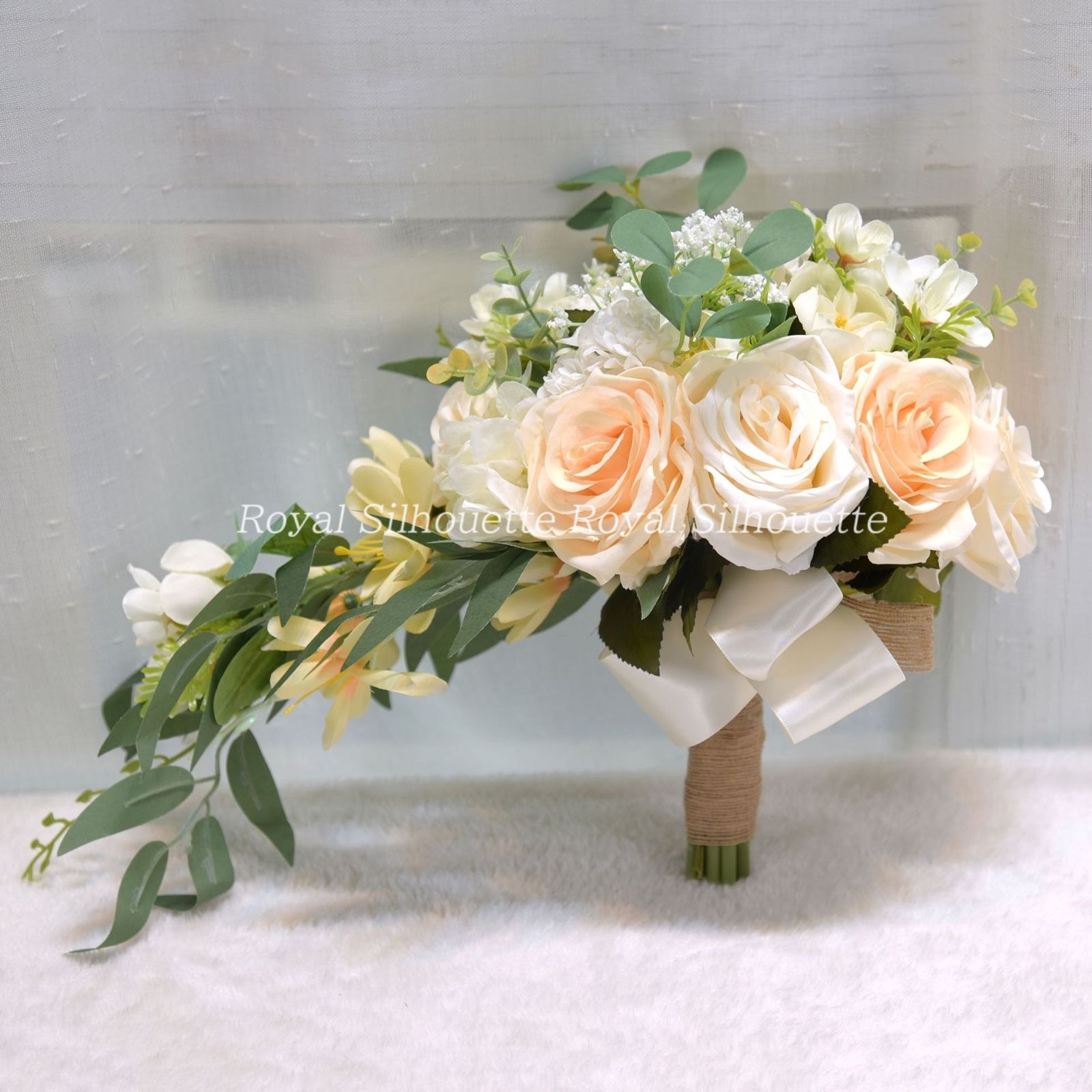 ブーケ ウェディング ブライダルブーケ 花嫁 ホワイト 白 造花 ブーケ ウェディング ブライダルブーケ 花嫁 ホワイト 白 造花