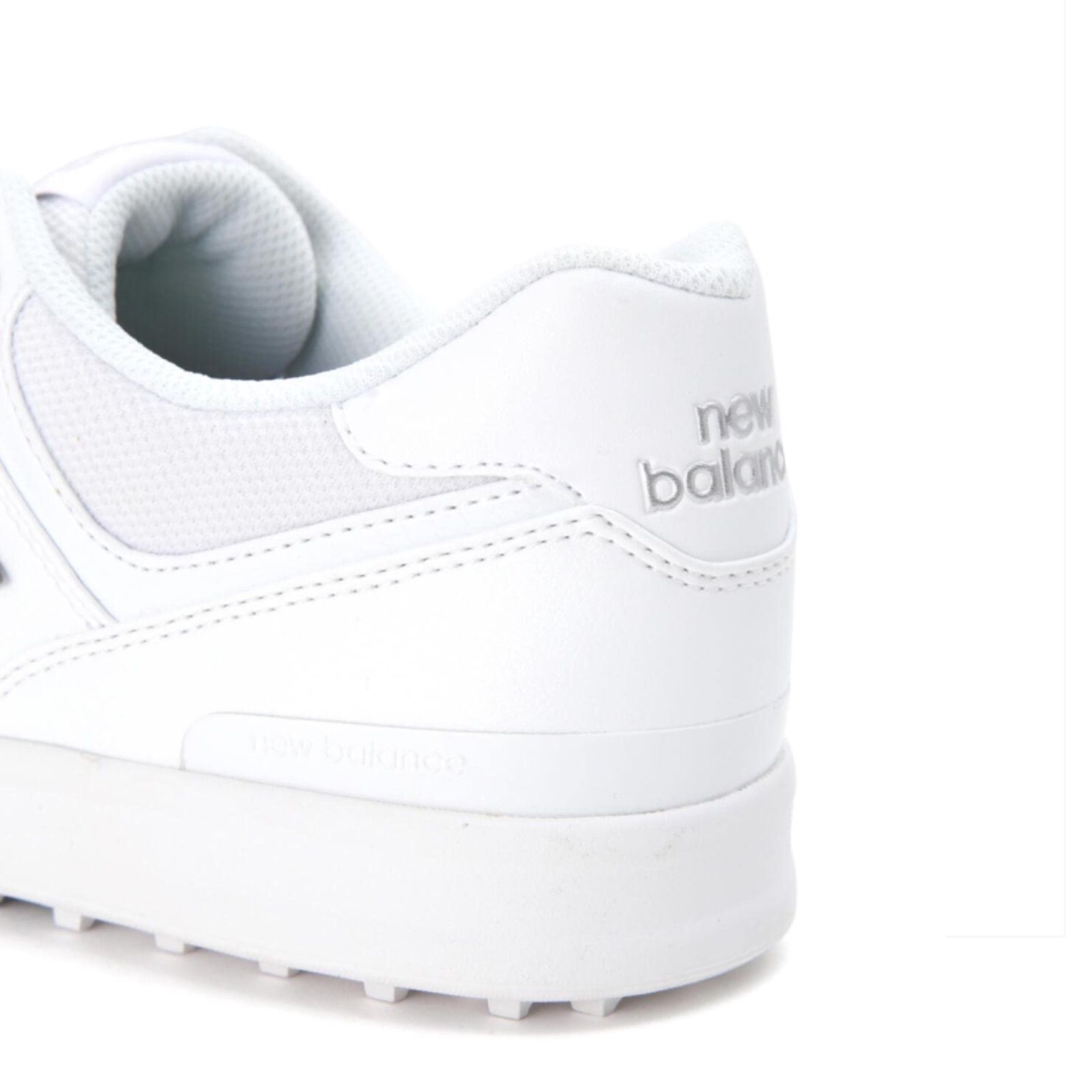 NewBalance スパイクレスシューズ