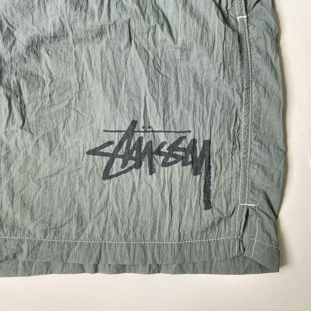 ウォーター ショートパンツ