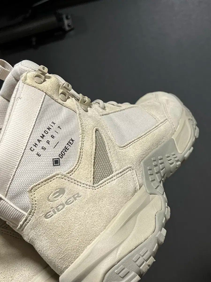 GORE-TEX