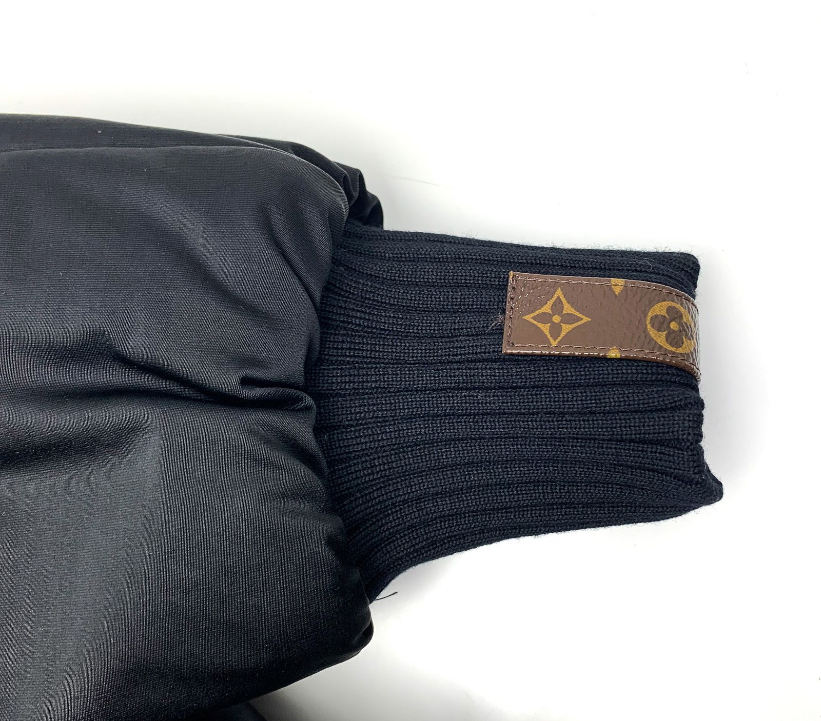 LOUIS VUITTON ルイヴィトン フリース ボア リバーシブル ボンバー 