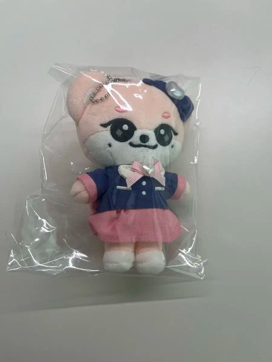 IVE MINIVE popup スクール ぬいぐるみ キーリング イソ 制服 アイドル