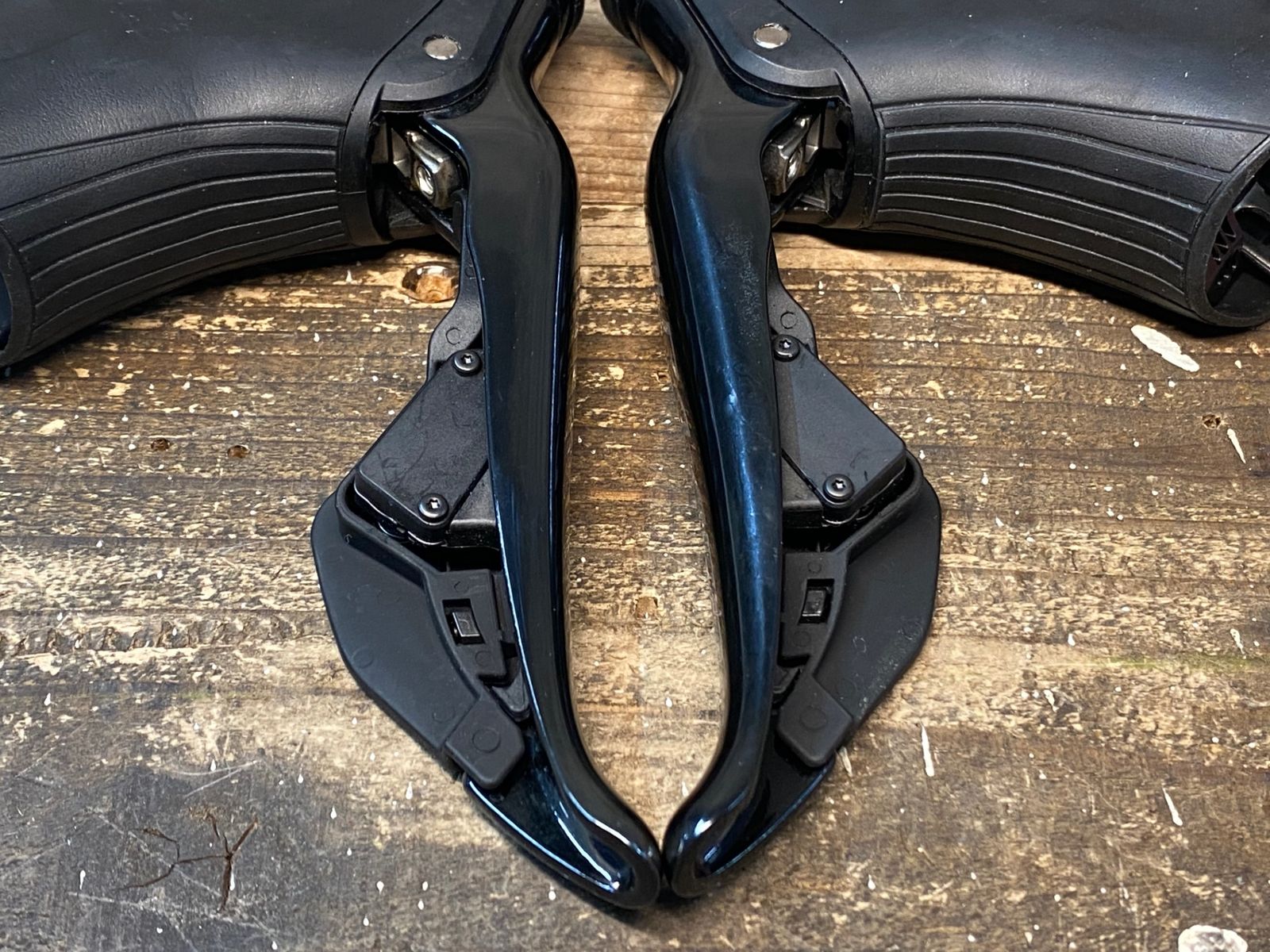 シマノST-R9170 DURA-ACE 電動油圧ブレーキレバー シマノ DURA-ACE（デュラエース）Di2 ST-R9170-L 油圧ブレーキSTI