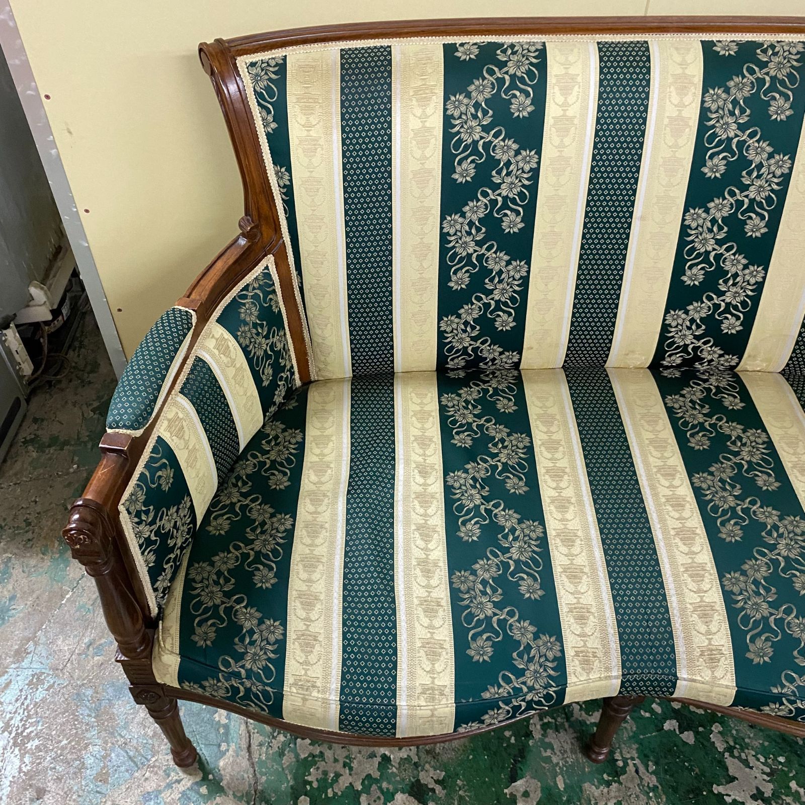 アンティーク家具 ソファ チェアー イタリア風 引取り