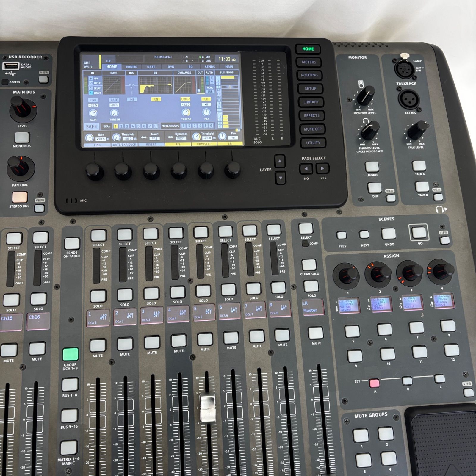 X32 デジタルミキサー