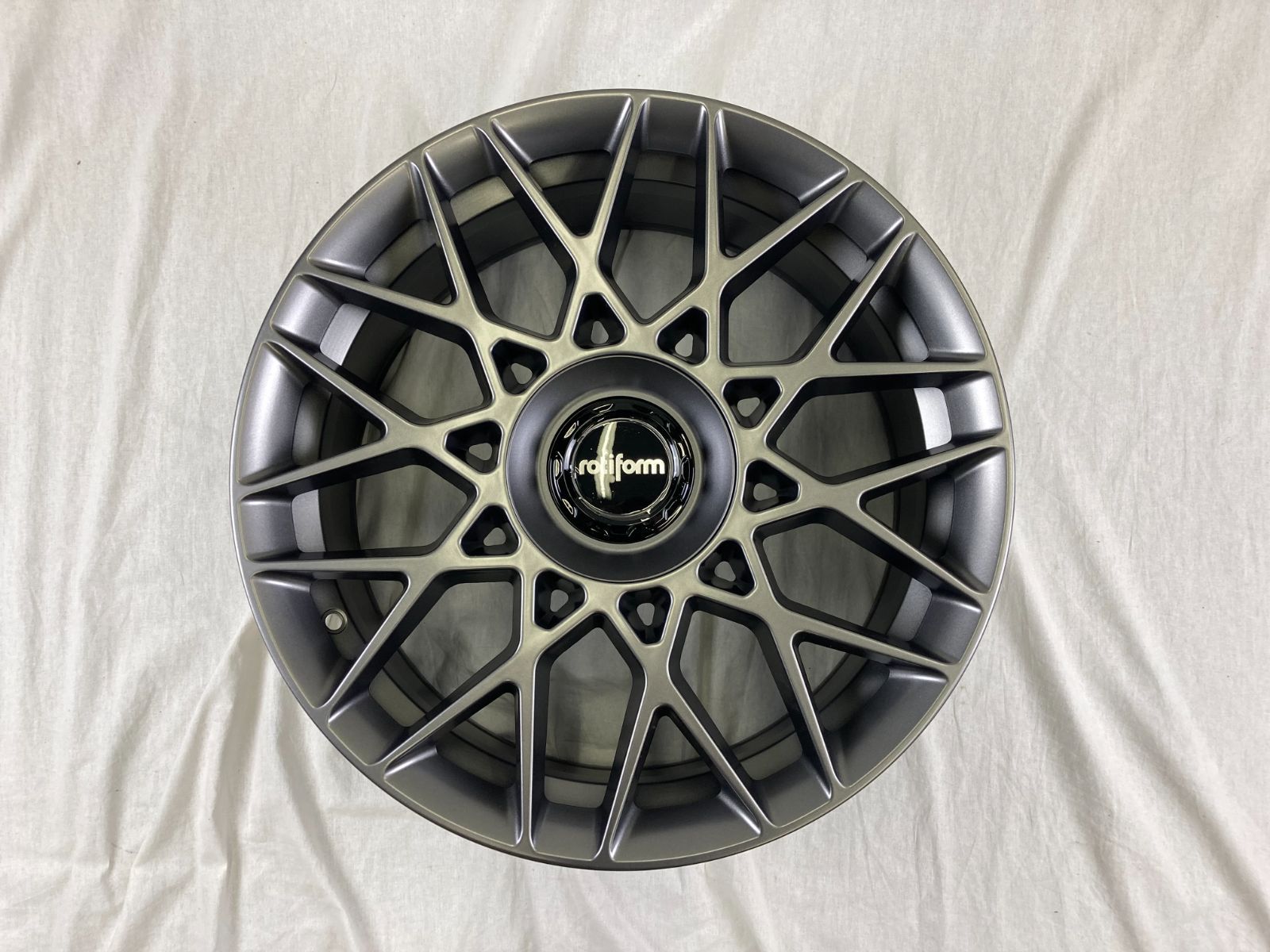 Rotiform ロティフォーム BLQ-C 4本セット 19インチ 8.5J インセット+