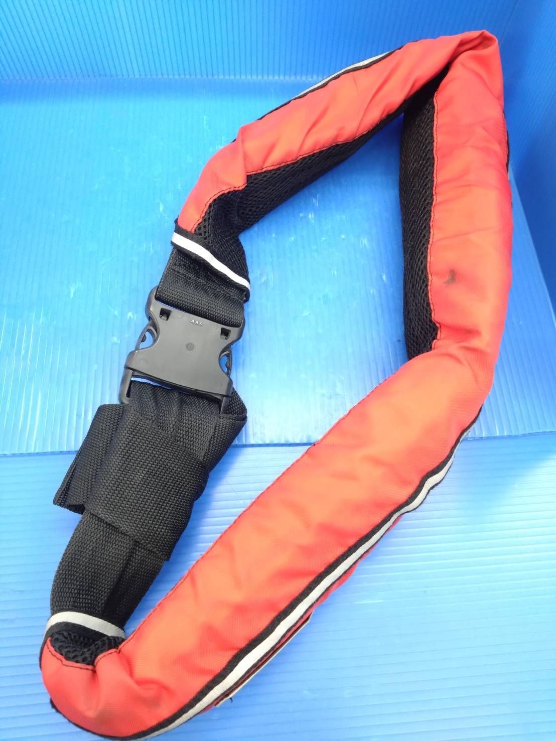 オーシャンライフ WR-3型 手動膨張式 桜マーク ライフジャケット