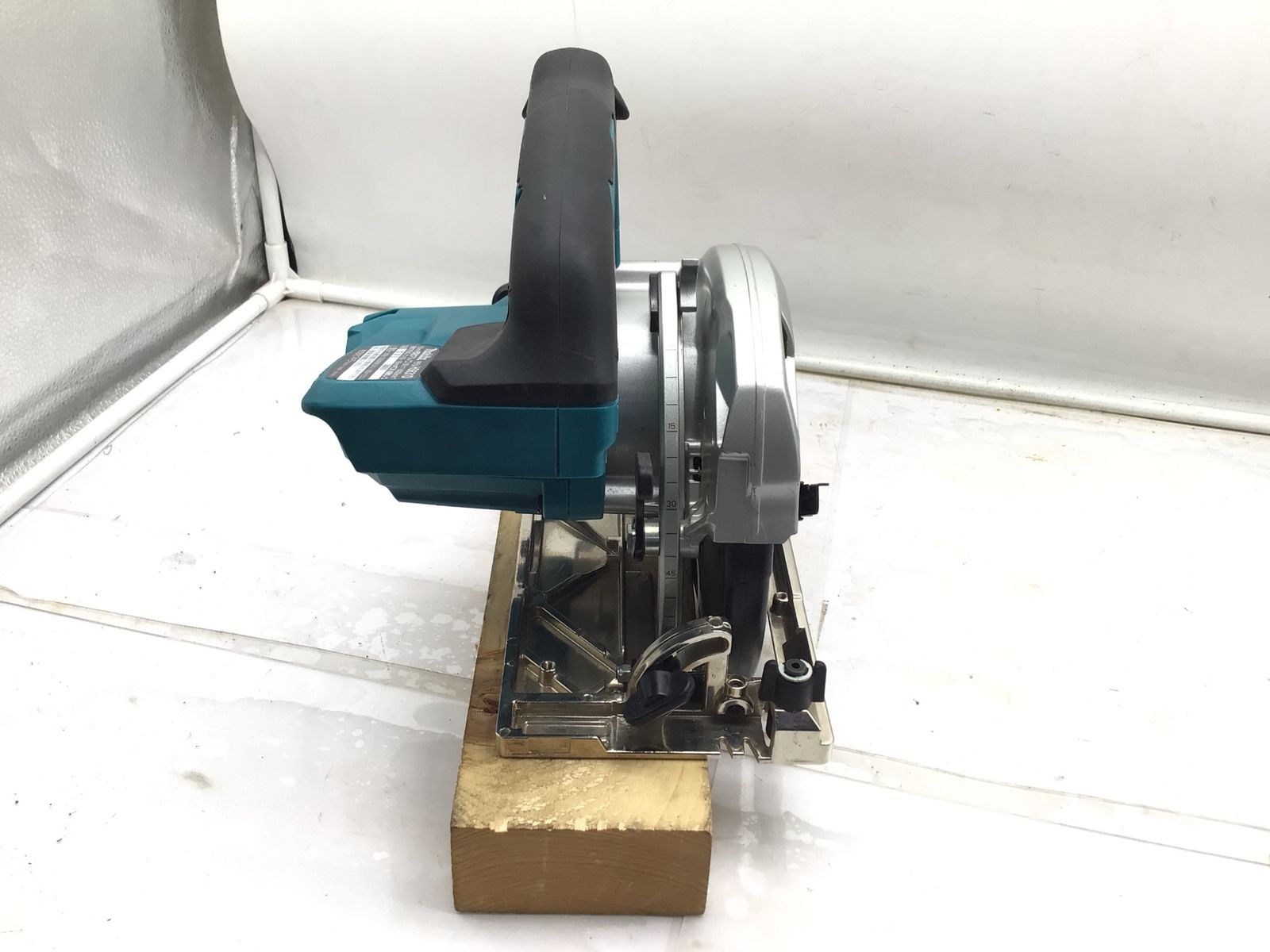 Makita|マキタ 165mm18v充電式マルノコ