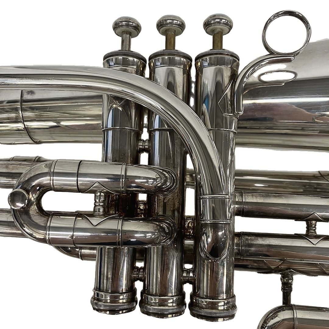 早い物勝ち KING USA 1124 マーチング バリトン シルバー 管楽器 キング ハードケース付き S10429836