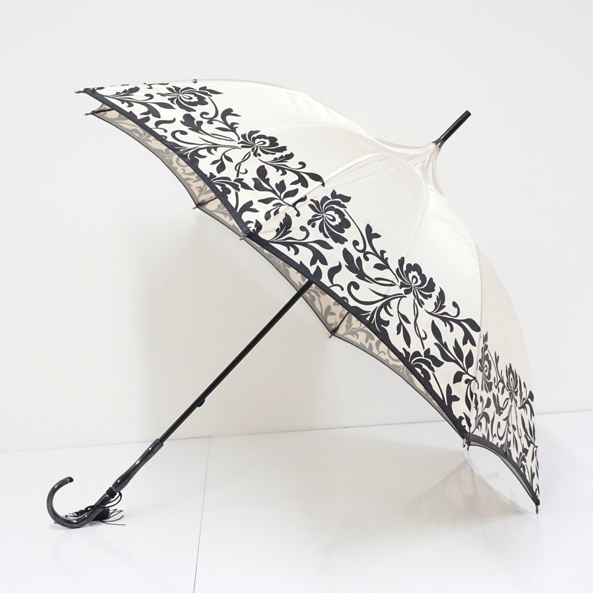 パテックフィリップ　傘　大きめ　ノベルティ　美品 パテックフィリップ 傘 新品 未使用 大きめ ノベルティ パテック