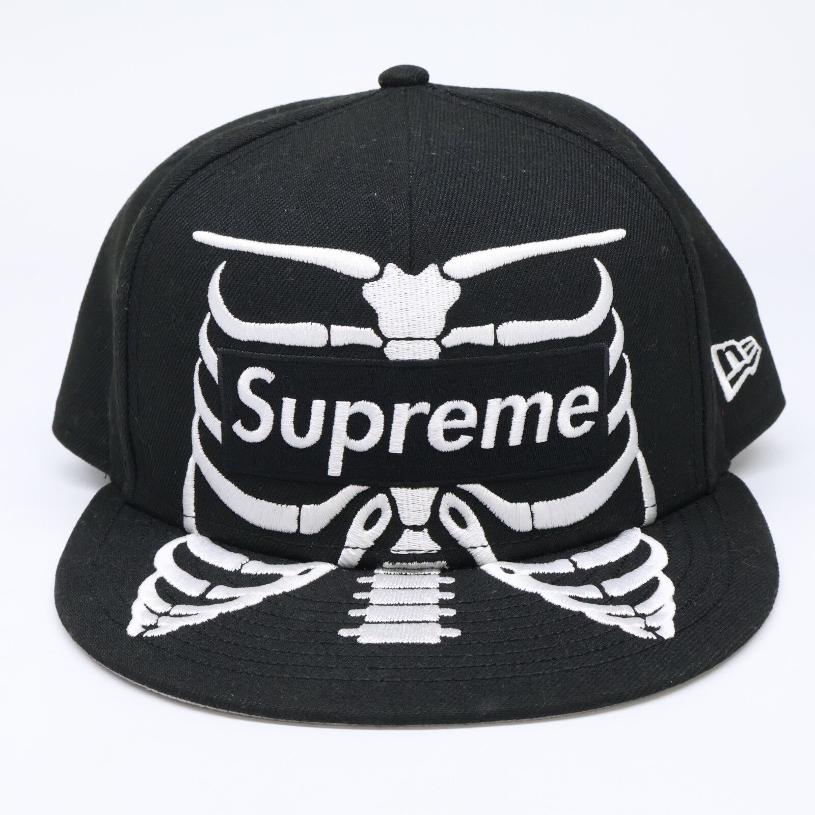 美品✨Supreme コイン柄キャップ　ブラック /272 Supreme シュプリーム 【美品】25SS Bones Box Logo New Era