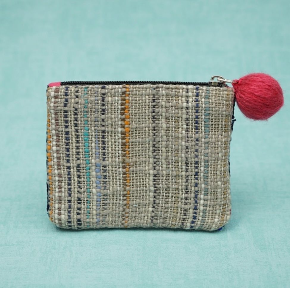 tamao world スパンコール刺繍ポーチ Circus - メルカリ