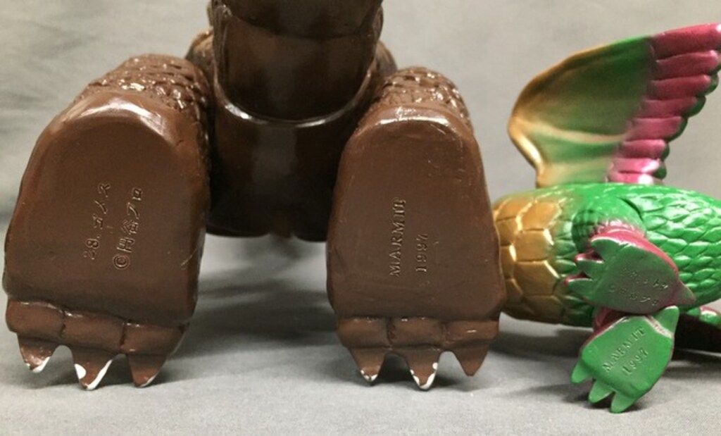 ゴメス&リトラ 1997（マーミット）ビニールパラダイス ソフビ フィギュア マーミット ビニールパラダイス ゴメス&リトラ 茶成型と緑成型 - メルカリ