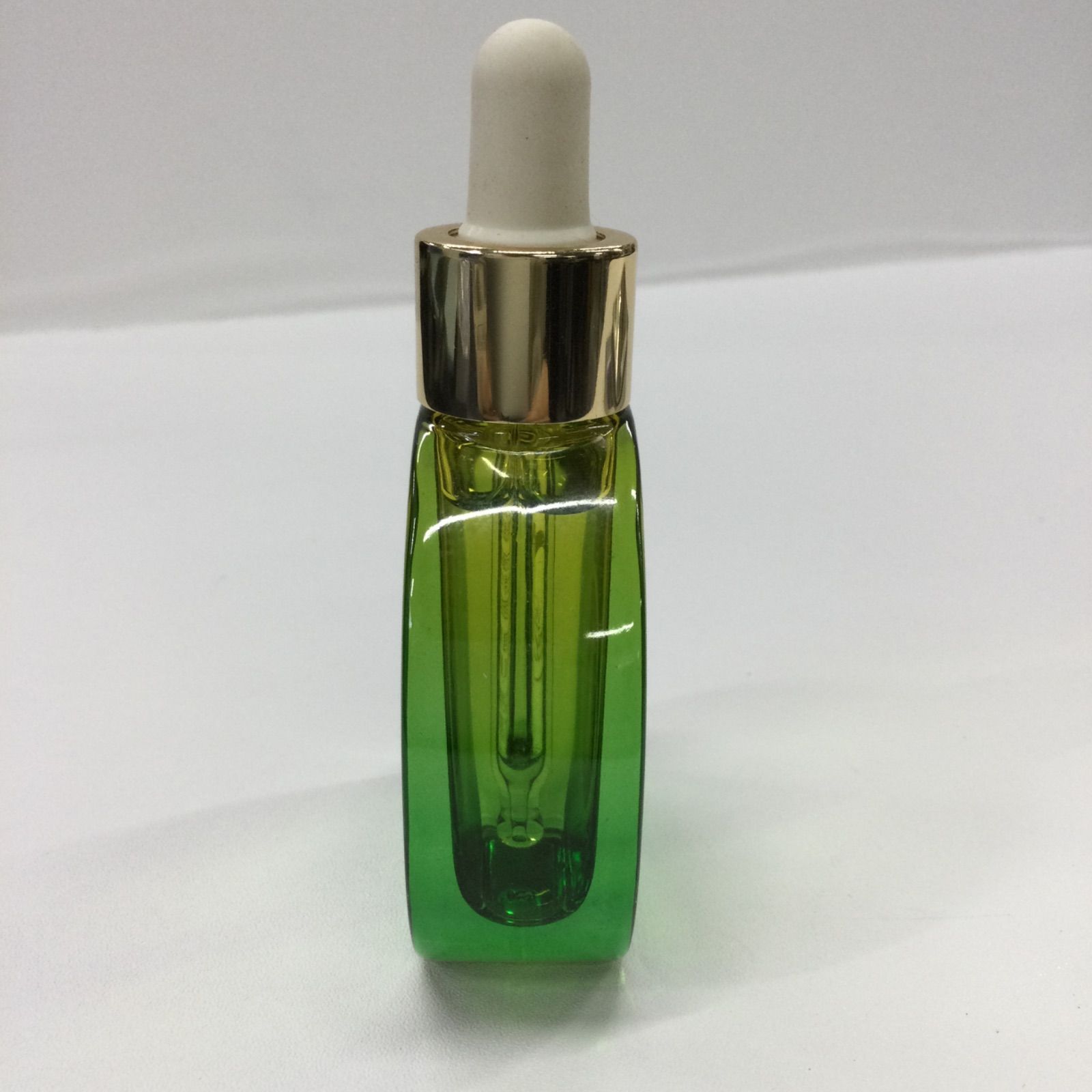 Y2822 K VIOTERAS ヴィオテラスC+ クリアセラム 〈美容液〉 20ml