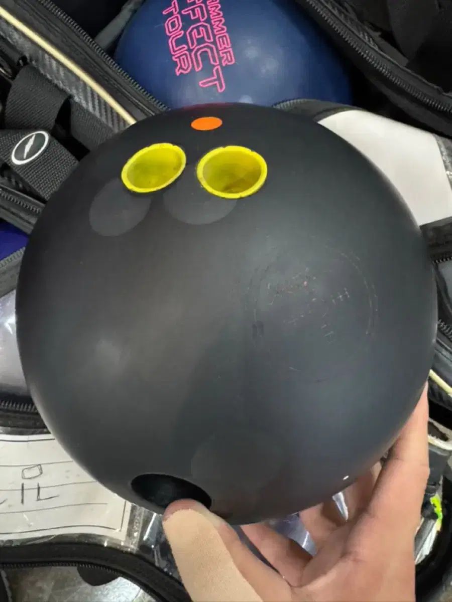 black widow ブラックウィドウ オリジナル ウレタン ボウリングボール