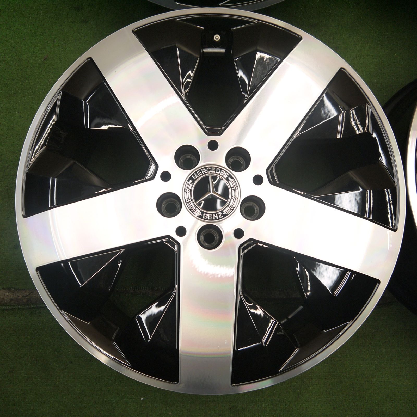 送料無料] 新車外し☆ベンツ GLB クラス X247 純正 ホイール 18インチ
