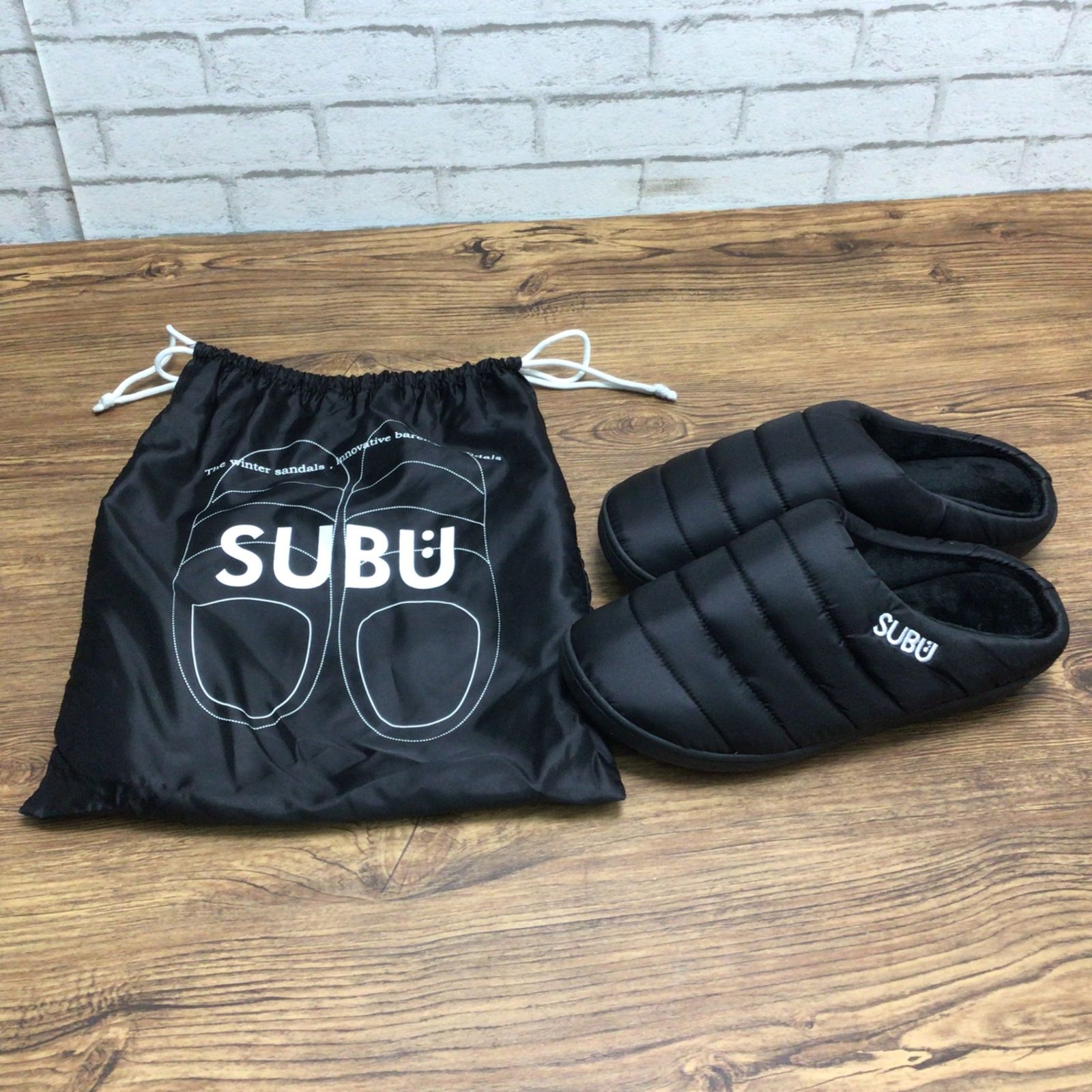 2101 【未使用】SUBU スブ 冬用サンダル サイズ:1（23.5-25.5ｃｍ） ブラック 黒  スリッポン スリッパ ダウン